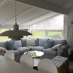 펜션 Spacious House With Sea View In North Jutland *