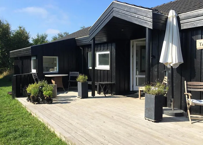 Spacious House With Sea View In North Jutland בית נופש Bindslev